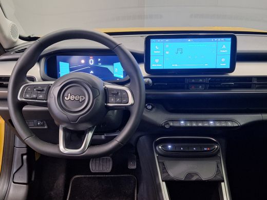 Jeep Avenger Altitude 54 kWh Navigatie | Keyless | Elektrische achterklep | | Apple Carplay/Android Auto|telef... ActivLease financial lease