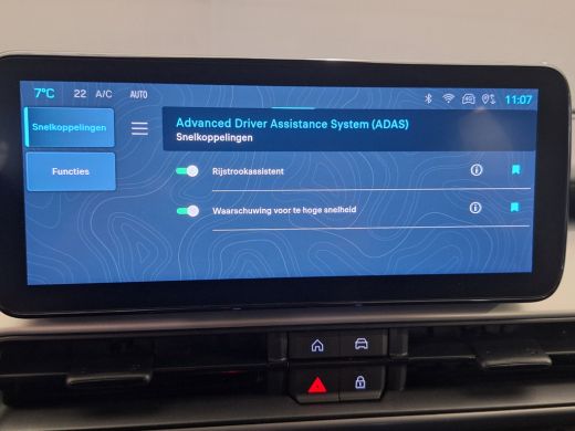 Jeep Avenger Altitude 54 kWh Navigatie | Keyless | Elektrische achterklep | | Apple Carplay/Android Auto|telef... ActivLease financial lease