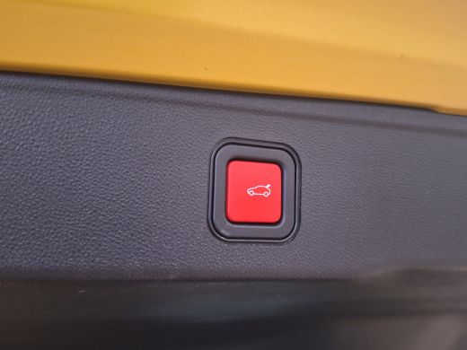 Jeep Avenger Altitude 54 kWh Navigatie | Keyless | Elektrische achterklep | | Apple Carplay/Android Auto|telef... ActivLease financial lease