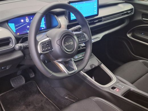 Jeep Avenger Altitude 54 kWh Navigatie | Keyless | Elektrische achterklep | | Apple Carplay/Android Auto|telef... ActivLease financial lease