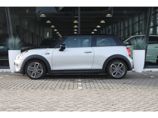 Mini Electric Essential / Sportstoelen / Achteruitrijcamera / Comfort Access / LED / Airconditioning / Cruise C... ActivLease financial lease