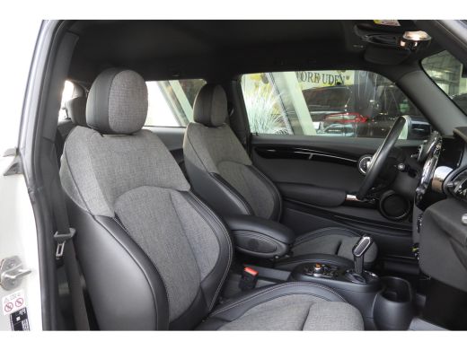 Mini Electric Essential / Sportstoelen / Achteruitrijcamera / Comfort Access / LED / Airconditioning / Cruise C... ActivLease financial lease