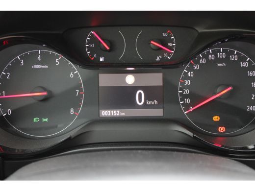 Opel Corsa 1.2 Turbo Edition / Navigatie via Carplay / Parkeersensoren / DAB / Airco / LED ActivLease financial lease