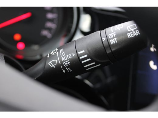 Opel Corsa 1.2 Turbo Edition / Navigatie via Carplay / Parkeersensoren / LED / DAB / 16'' LMV ActivLease financial lease