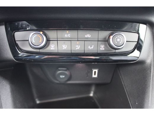 Opel Corsa 1.2 Turbo Edition / Navigatie via Carplay / Parkeersensoren / LED / DAB / 16'' LMV ActivLease financial lease