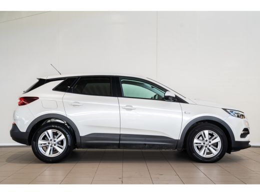 Opel Grandland X 1.2 Turbo Edition Automaat | Apple Carplay & Android Auto | Parkeersensoren | Cruise Controle | L... ActivLease financial lease