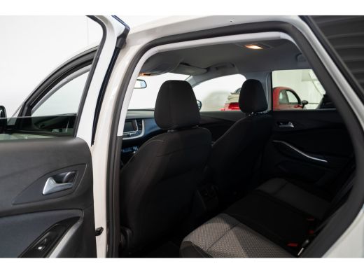 Opel Grandland X 1.2 Turbo Edition Automaat | Apple Carplay & Android Auto | Parkeersensoren | Cruise Controle | L... ActivLease financial lease