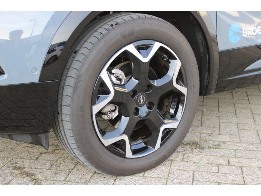 Opel Mokka 1.2 Turbo Hybrid GS / Navigatie / Camera  / Stuur -en Stoelverwarmd / Keyless / Dodehoek / Carpla... ActivLease financial lease