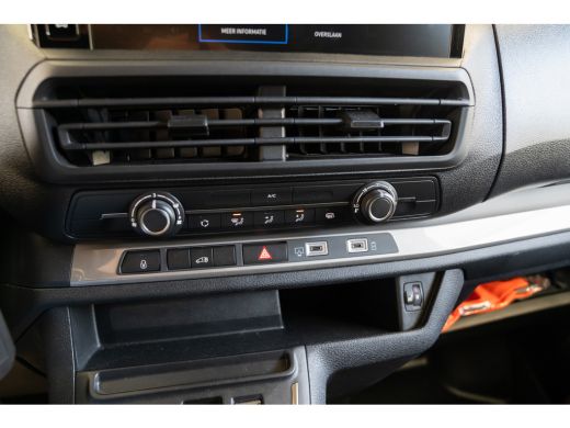 Opel Vivaro 2.0 Diesel 180PK Automaat L3 | Navigatie | Laadruimte pakket | Camera | Parkeersensoren | Apple C... ActivLease financial lease