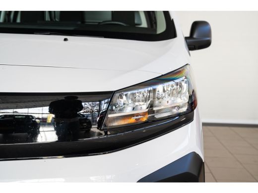 Opel Vivaro 2.0 Diesel 180PK Automaat L3 | Navigatie | Laadruimte pakket | Camera | Parkeersensoren | Apple C... ActivLease financial lease