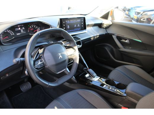 Peugeot 2008 1.2 PureTech Allure | Automaat | Navi by app | Apple carplay | Camera | All season | 65.000km | ActivLease financial lease