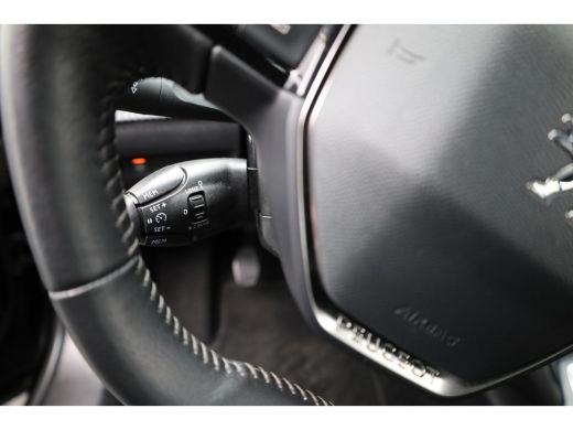 Peugeot 2008 1.2 PureTech Blue Lease Active Camera | Carplay | Climate Control | Cruise Control | Rijstrook Co... ActivLease financial lease