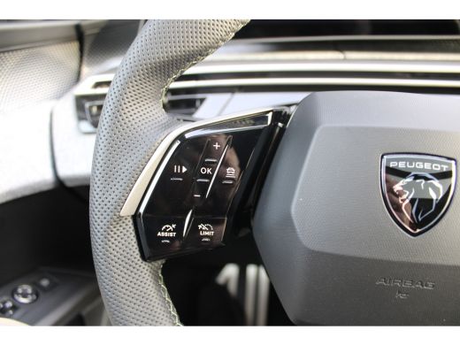 Peugeot 3008 1.2 Hybrid 145 GT | Achterstoelen verwarmd | Achteruitrij assistent | Achteruitrijcamera ActivLease financial lease