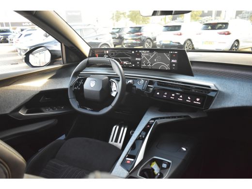 Peugeot 3008 1.2 Hybrid 145 GT DEMO-DEAL! | Schuif-/Kanteldak | Massage | Elektr. Stoelen | 360 Camera | Stoel... ActivLease financial lease