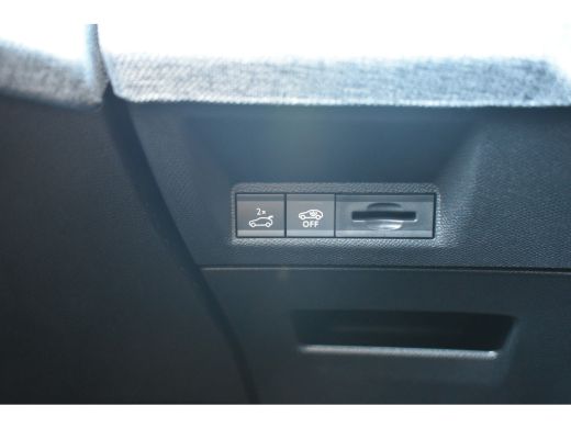 Peugeot 3008 1.2 Hybrid 145 GT DEMO-DEAL! | Schuif-/Kanteldak | Massage | Elektr. Stoelen | 360 Camera | Stoel... ActivLease financial lease