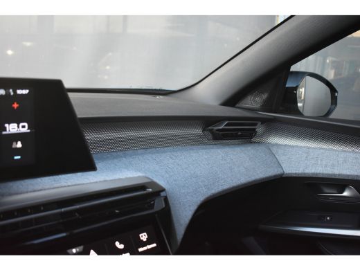 Peugeot 3008 1.2 Hybrid 145 GT DEMO-DEAL! | Schuif-/Kanteldak | Massage | Elektr. Stoelen | 360 Camera | Stoel... ActivLease financial lease