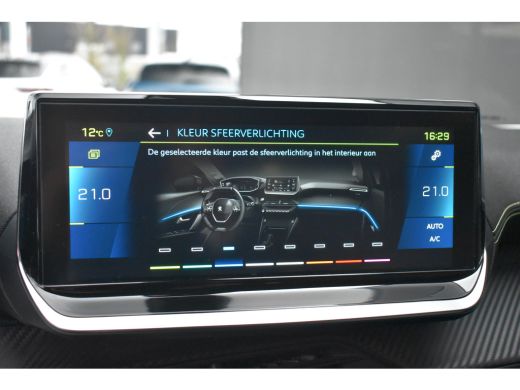 Peugeot e-2008 EV GT Pack 50 kWh 3 Fase | Alcantara | Stoelverwarming | Sfeerverlichting | 18"LMV | Climate Cont... ActivLease financial lease