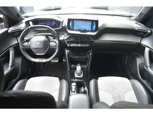 Peugeot e-2008 EV GT Pack 50 kWh 3 Fase | Navigatie | Sfeerverlichting | Stoelverwarming | Full-LED | Alcantara ... ActivLease financial lease