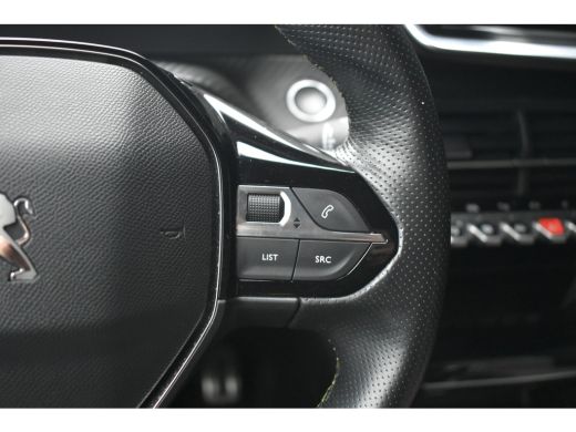 Peugeot e-2008 EV GT Pack 50 kWh 3 Fase | Navigatie | Sfeerverlichting | Stoelverwarming | Full-LED | Alcantara ... ActivLease financial lease