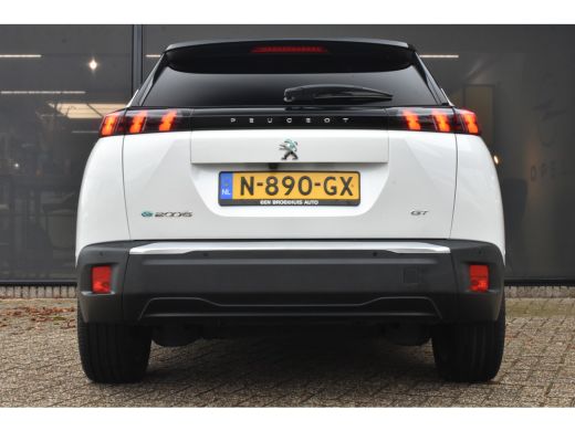 Peugeot e-2008 EV GT Pack 50 kWh 3 Fase | Navigatie | Sfeerverlichting | Stoelverwarming | Full-LED | Alcantara ... ActivLease financial lease