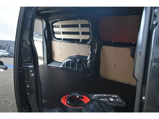 Peugeot e-Expert EV L3 75 kWh 3 Fase | 2x Schuifdeur | Betimmering | Navigatie | Achteruitrijcamera | Cruise Contr... ActivLease financial lease