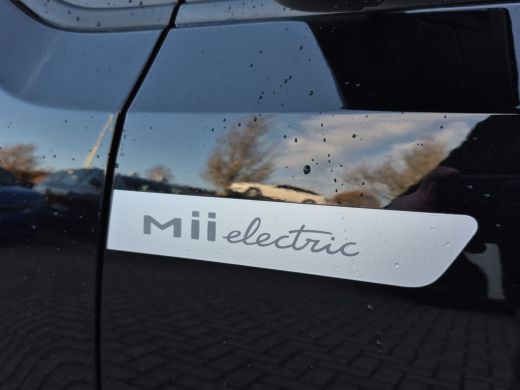 Seat Mii electric Plus Voorruit+Stoelverwarming | Parkeersensoren | Climate control | ActivLease financial lease