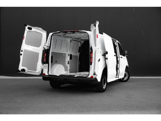 Volkswagen e-Transporter Bestelwagen L2 64kWh | Bestuurdersassistentiepakket Plus | Diefstalalarmsysteem met interieurbeve... ActivLease financial lease