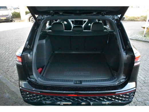 Volkswagen Tayron R-Line Edition | 'App-Connect' draadloze smartphone integratie | 'R-line' bekleding | Aansluitpun... ActivLease financial lease