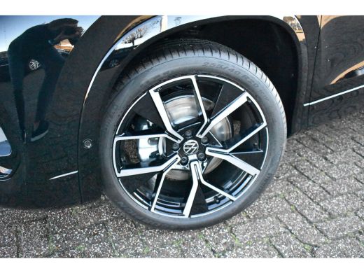 Volkswagen Tayron R-Line Edition | 'App-Connect' draadloze smartphone integratie | 'R-line' bekleding | Aansluitpun... ActivLease financial lease