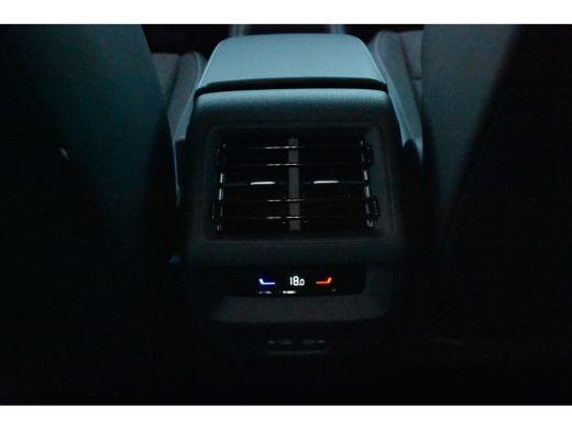 Volkswagen Tiguan Life Edition - eHybrid | 'App-Connect' draadloze smartphone integratie | Automatische afstandsreg... ActivLease financial lease