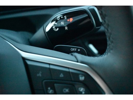 Volkswagen Tiguan Life Edition - eHybrid | 'App-Connect' draadloze smartphone integratie | Automatische afstandsreg... ActivLease financial lease