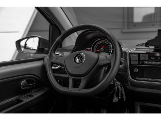 Volkswagen up! 1.0 Move Up | Camera | Clima | Cruise Controle | ActivLease financial lease