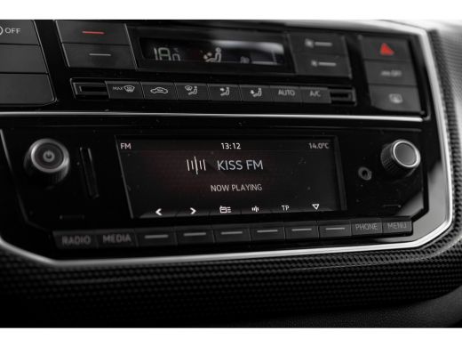 Volkswagen up! 1.0 Move Up | Camera | Clima | Cruise Controle | ActivLease financial lease