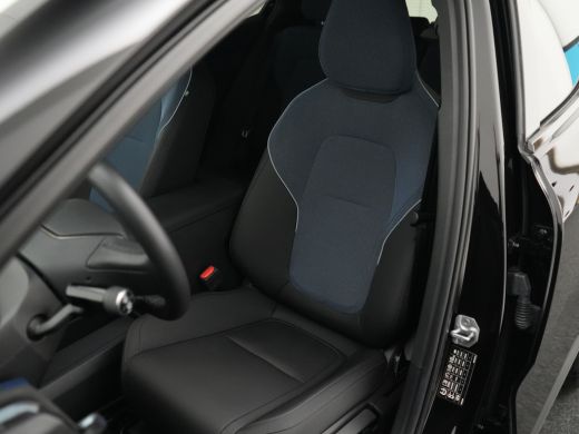 Volvo  EX30 Twin Motor Performance Plus 428pk | 69 kWh | Harman Kardon | 20" | Getint Glas | Climate-Pack ActivLease financial lease