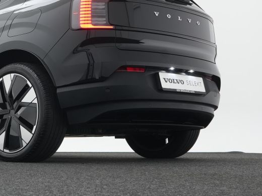 Volvo  EX30 Twin Motor Performance Plus 428pk | 69 kWh | Harman Kardon | 20" | Getint Glas | Climate-Pack ActivLease financial lease