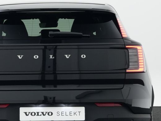 Volvo  EX30 Twin Motor Performance Plus 428pk | 69 kWh | Harman Kardon | 20" | Getint Glas | Climate-Pack ActivLease financial lease