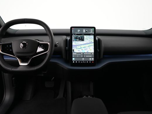 Volvo  EX30 Twin Motor Performance Plus 428pk | 69 kWh | Harman Kardon | 20" | Getint Glas | Climate-Pack ActivLease financial lease