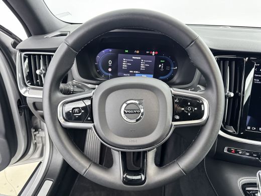 Volvo  S60 T8 Recharge Plus Bright | 18" | Elektr. verst. Sportstoelen | Adaptieve Cruise | BLIS | Stoel/stu... ActivLease financial lease