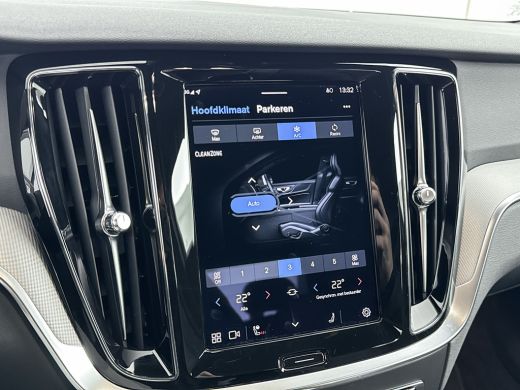 Volvo  S60 T8 Recharge Plus Bright | 18" | Elektr. verst. Sportstoelen | Adaptieve Cruise | BLIS | Stoel/stu... ActivLease financial lease