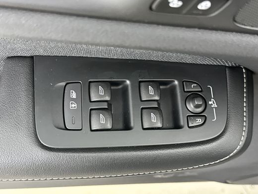 Volvo  S60 T8 Recharge Plus Bright | 18" | Elektr. verst. Sportstoelen | Adaptieve Cruise | BLIS | Stoel/stu... ActivLease financial lease