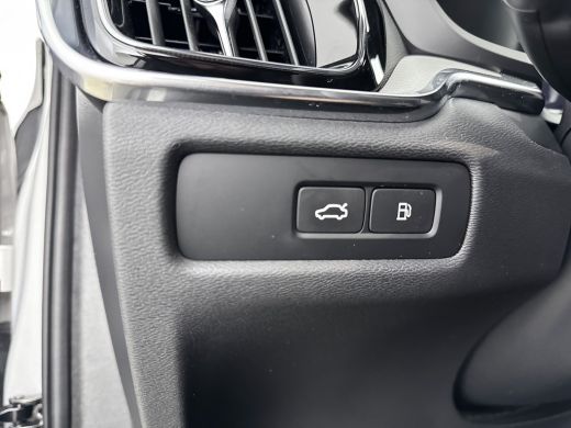 Volvo  S60 T8 Recharge Plus Bright | 18" | Elektr. verst. Sportstoelen | Adaptieve Cruise | BLIS | Stoel/stu... ActivLease financial lease