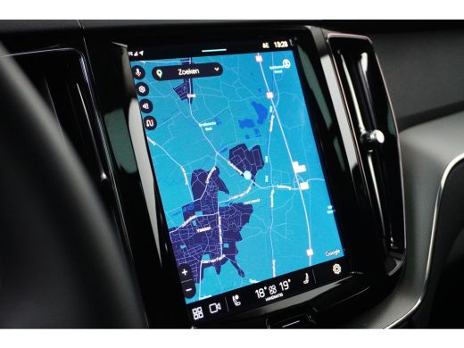 Volvo  XC60 2.0 T6 Plug-in hybrid AWD Plus Bright | Trekhaak | Camera | Panoramadak | Memory | Stuur/stoelver... ActivLease financial lease