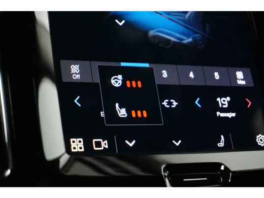 Volvo  XC60 2.0 T6 Plug-in hybrid AWD Plus Bright | Trekhaak | Camera | Panoramadak | Memory | Stuur/stoelver... ActivLease financial lease