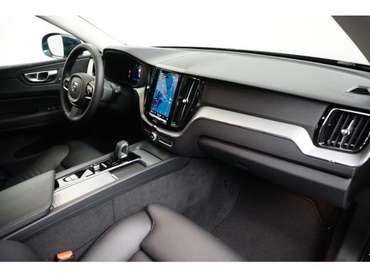 Volvo  XC60 2.0 T6 Plug-in hybrid AWD Plus Bright | Trekhaak | Camera | Panoramadak | Memory | Stuur/stoelver... ActivLease financial lease