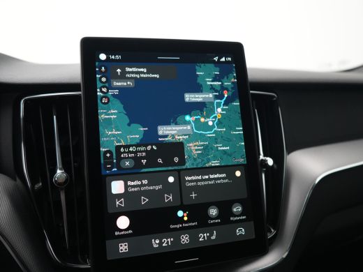 Volvo  XC60 T6 Plus Black Edition Recharge AWD | Facelift | Panoramadak | Trekhaak | 21" | Adaptive Cruise | ... ActivLease financial lease