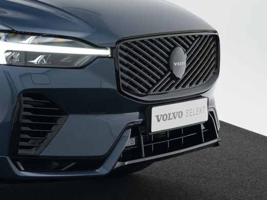 Volvo  XC60 T6 Plus Black Edition Recharge AWD | Facelift | Panoramadak | Trekhaak | 21" | Adaptive Cruise | ... ActivLease financial lease