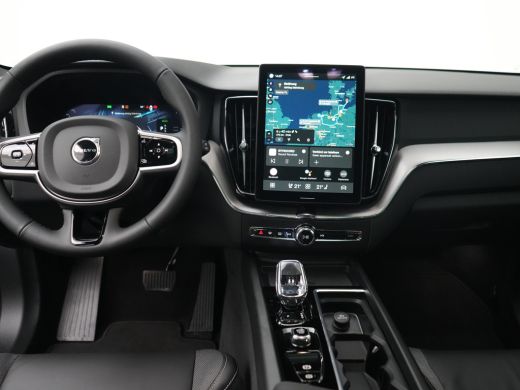 Volvo  XC60 T6 Plus Black Edition Recharge AWD | Facelift | Panoramadak | Trekhaak | 21" | Adaptive Cruise | ... ActivLease financial lease