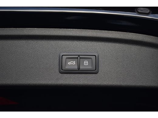 Audi A3 Sportback 2.0 TFSI S3 QUATTRO 310PK S-TRONIC S3-SPORT CAMERA/LEDER/CARPLAY ActivLease financial lease