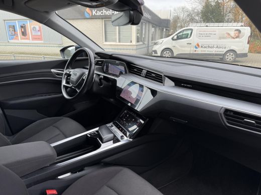 Audi e-tron 55 Aut. Quattro Edition 95kWh | Trekhaak | Navi | Memory ActivLease financial lease