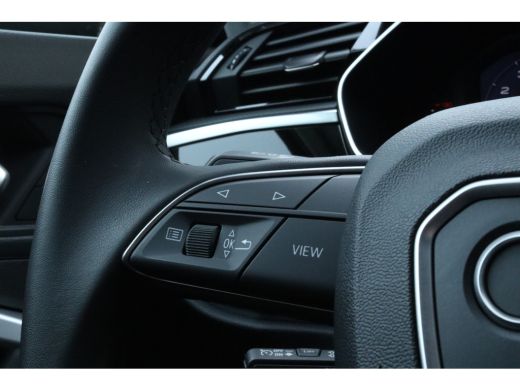 Audi Q3 35 TFSI Advanced edition | Adapt. Cruise | Trekhaak | Stoelverwarming | Carplay | Virtual Cockpit... ActivLease financial lease